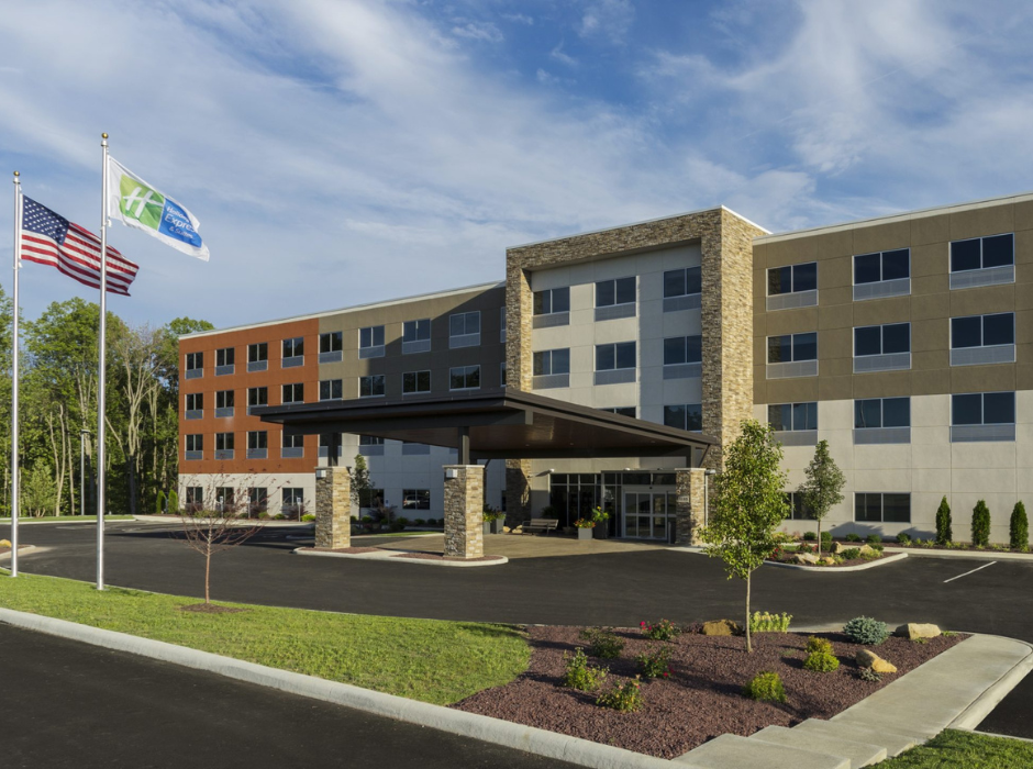 Holiday Inn Express & Suites Medina